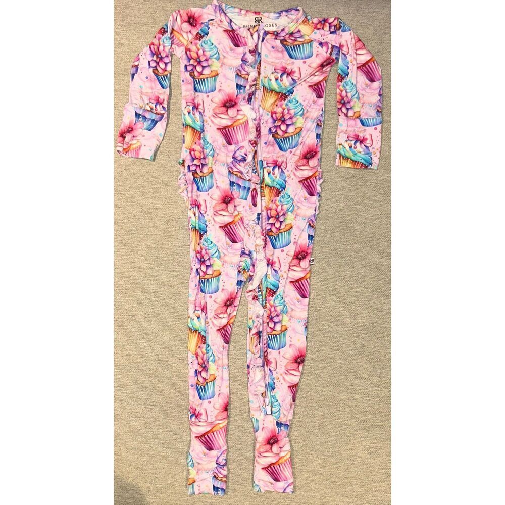 Bums and Roses bamboo cupcake sleeper size 2T